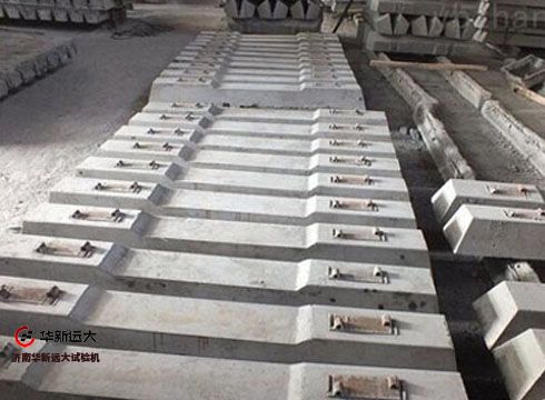 鐵路混凝土軌枕疲勞試驗(yàn)機(jī)3